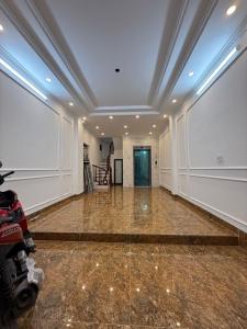 LÔ GÓC 6 TẦNG THANG MÁY XÂY MỚI ĐẸP_VĂN MIẾU - QUỐC TỬ GIÁM_GẦN PHỐ_42m2_3 THOÁNG, hơn 14 tỷ